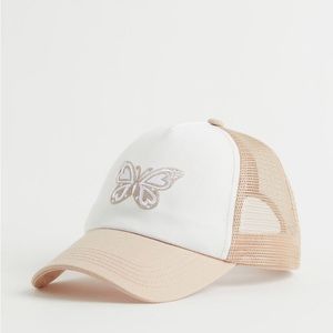 H&M Light beige butterfly mesh-back cap 🦋